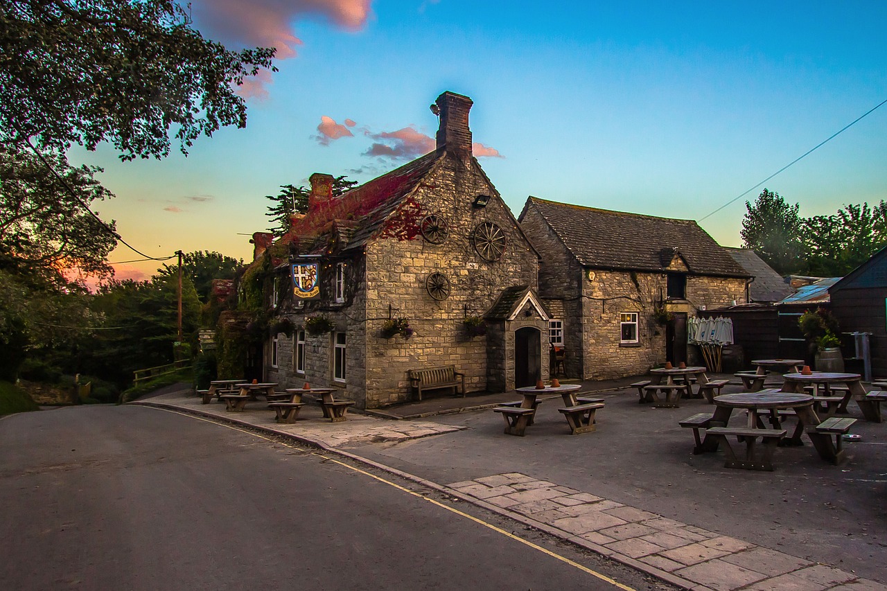 A History of British Pubs: From Alehouses to Gastro-Pubs